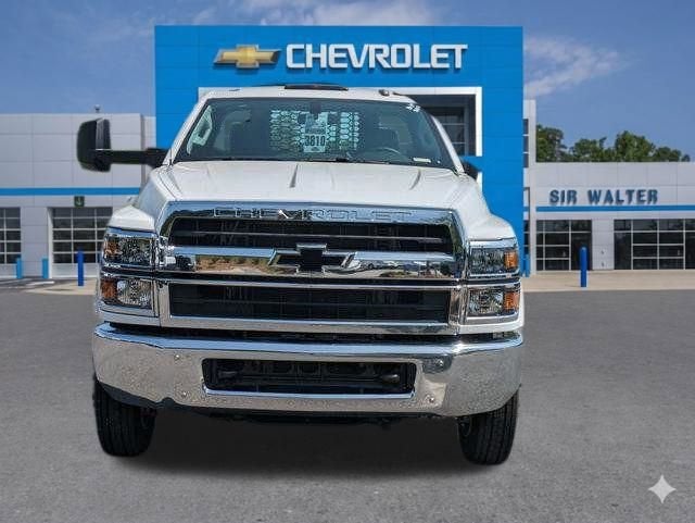 2023 Chevrolet Silverado 5500 HD Work Truck