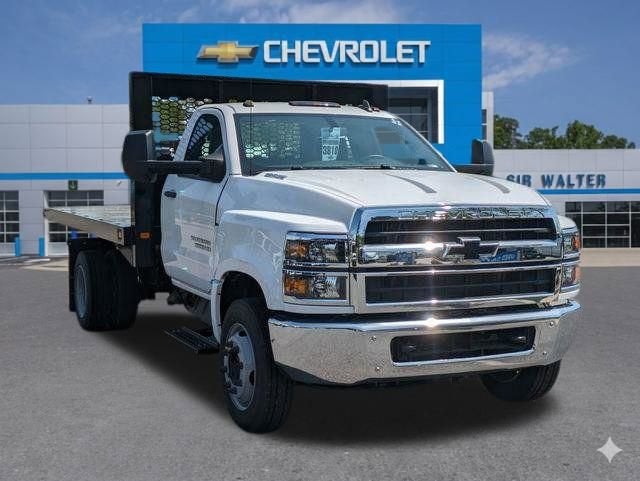 2023 Chevrolet Silverado 5500 HD Work Truck