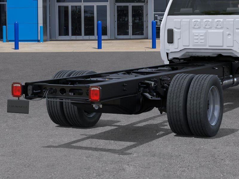 2025 Chevrolet Silverado 6500 HD Work Truck