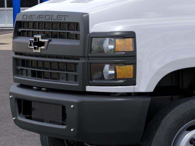 2025 Chevrolet Silverado 6500 HD Work Truck