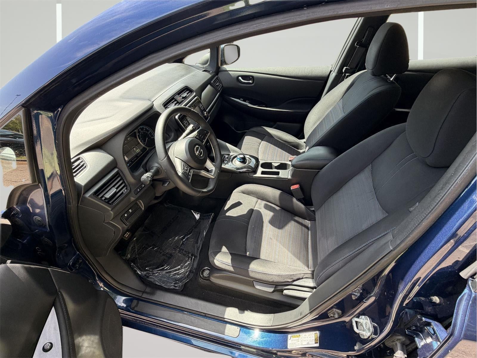 2018 Nissan LEAF SV