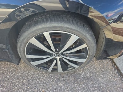 2022 Nissan Altima SR Intelligent AWD