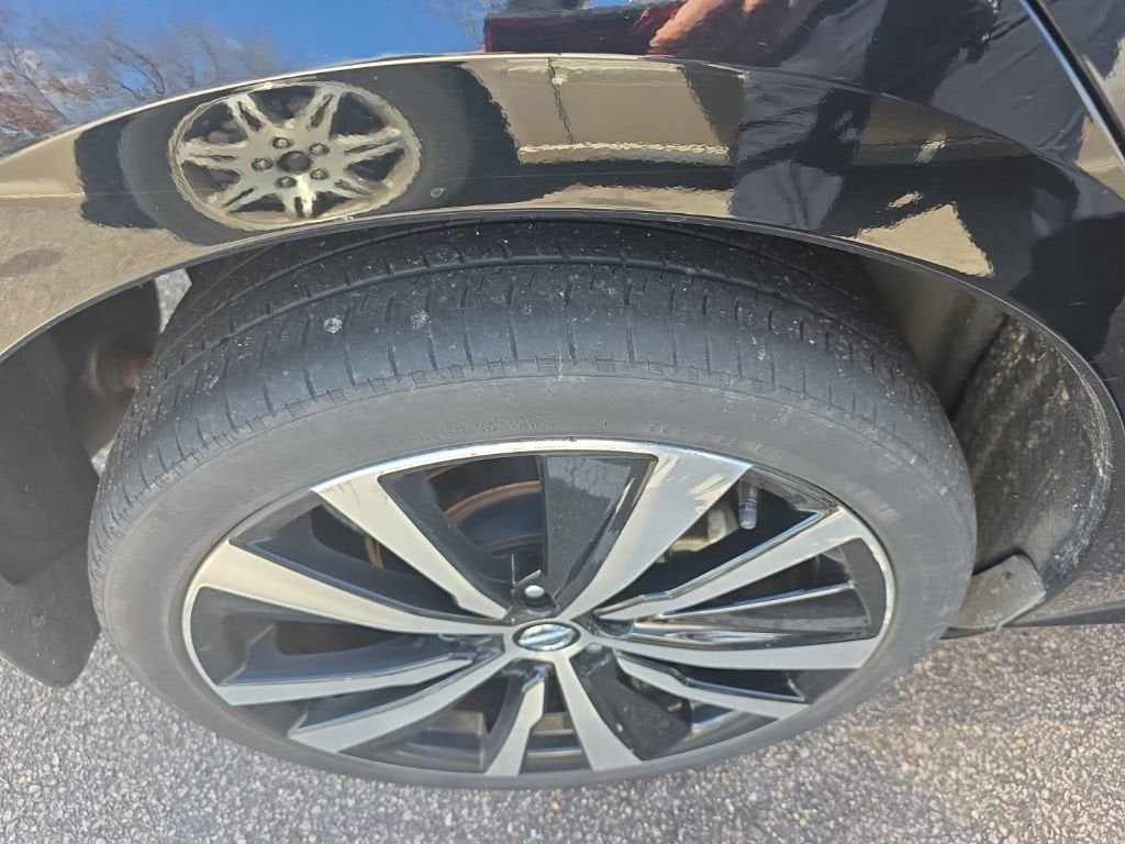 2022 Nissan Altima SR Intelligent AWD