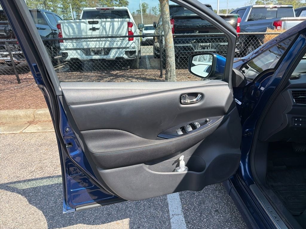 2025 Nissan LEAF SV PLUS