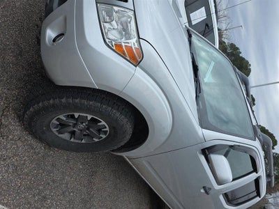 2020 Nissan Frontier Crew Cab PRO-4X 4x4