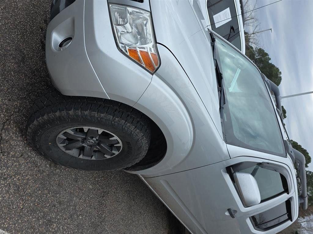 2020 Nissan Frontier Crew Cab PRO-4X 4x4