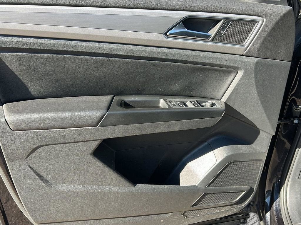 2018 Volkswagen Atlas 2.0T SE