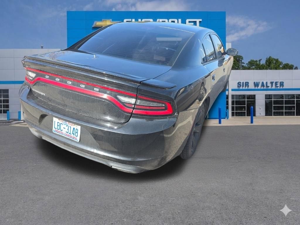 2016 Dodge Charger SE