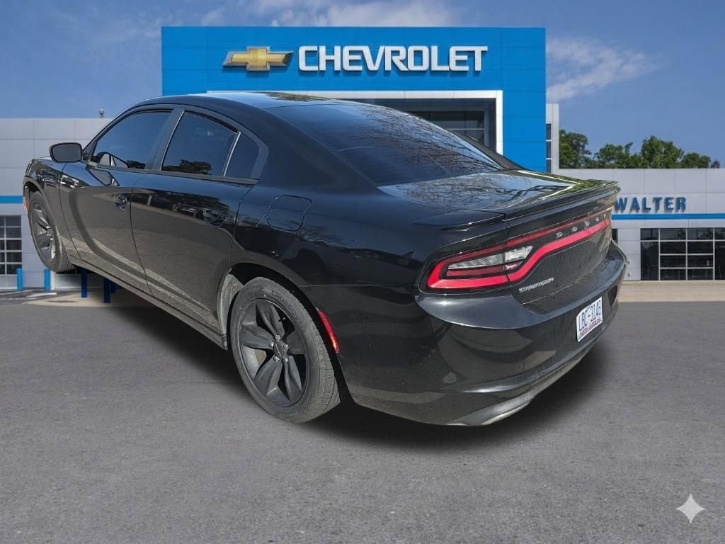 2016 Dodge Charger SE