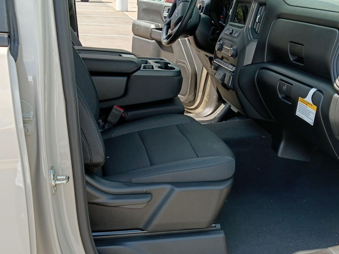 2026 Chevrolet Silverado 2500 HD Custom - Photo 10