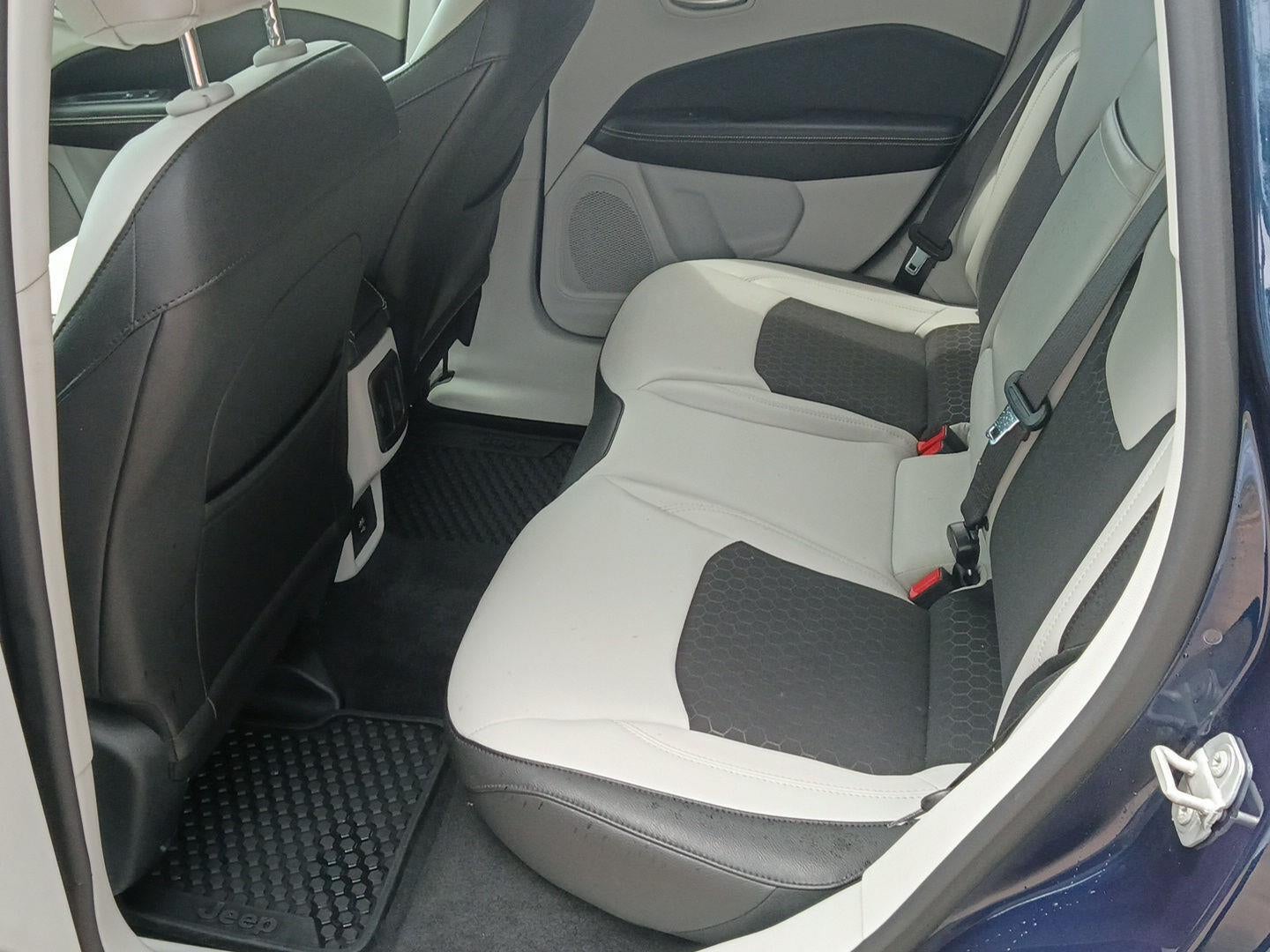2018 Jeep Compass Latitude FWD