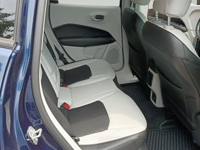 2018 Jeep Compass Latitude FWD