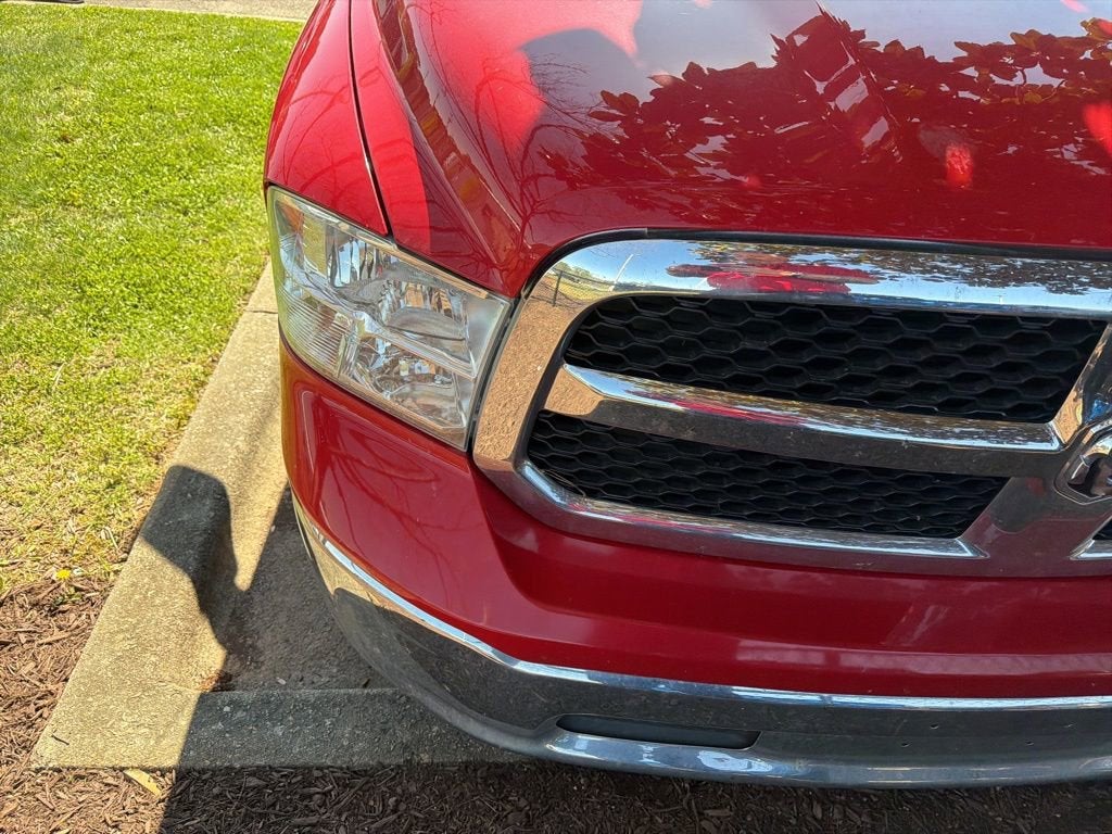 2019 RAM 1500 Classic SLT Crew Cab 4x4 5'7" Box