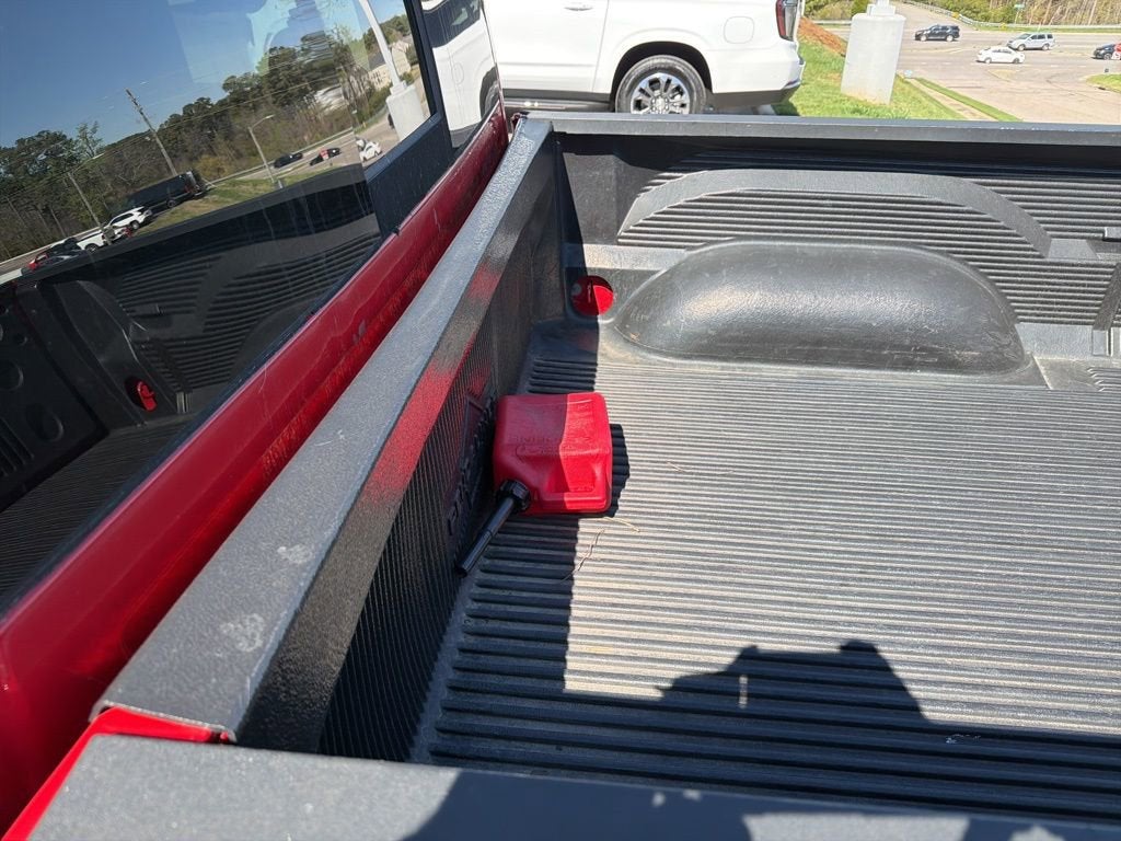 2019 RAM 1500 Classic SLT Crew Cab 4x4 5'7" Box