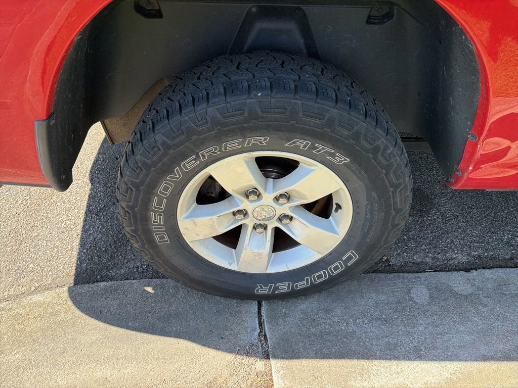 2019 RAM 1500 Classic SLT Crew Cab 4x4 5'7" Box