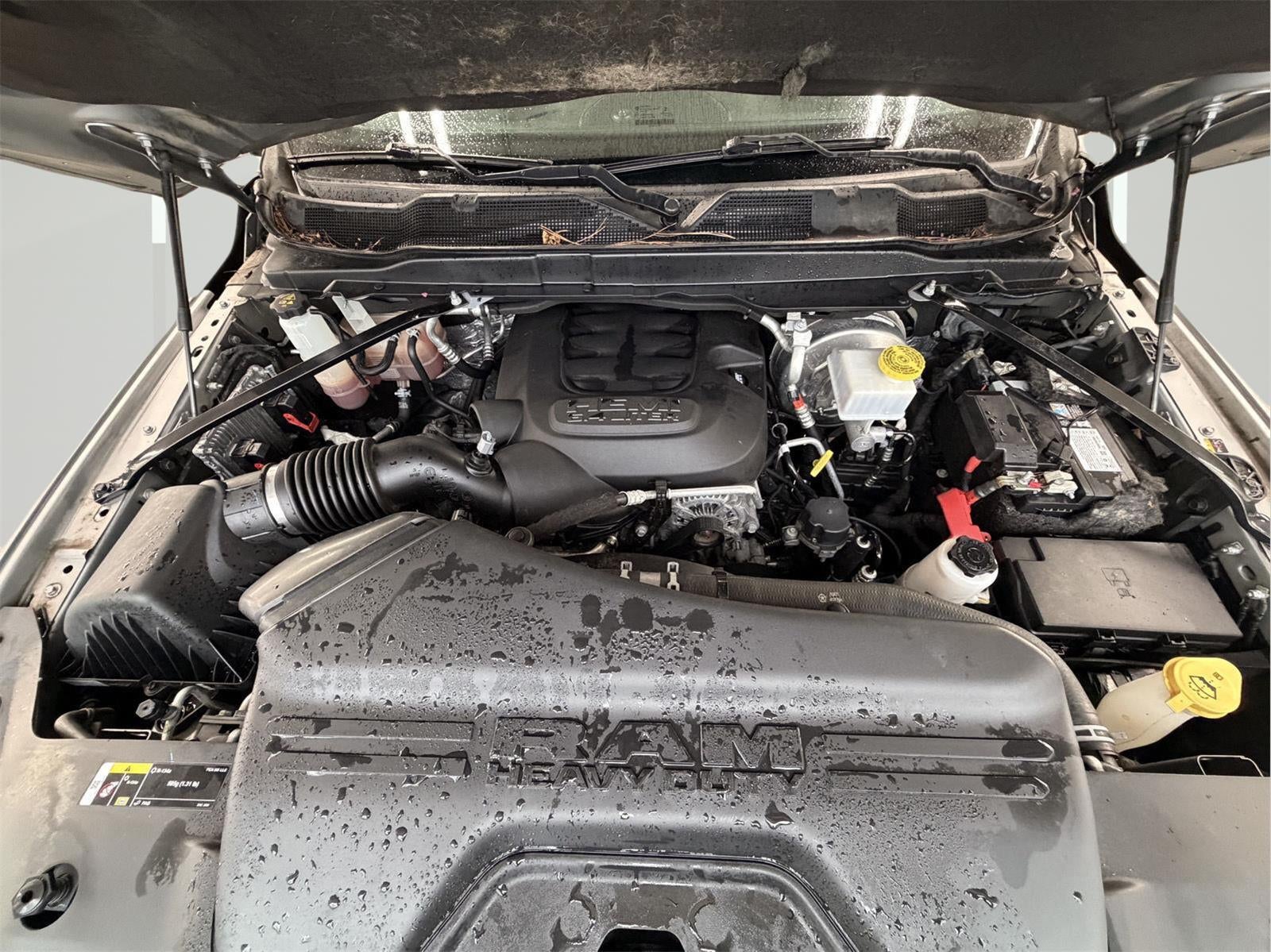 2022 RAM 2500 Tradesman Crew Cab 4x4 6'4" Box