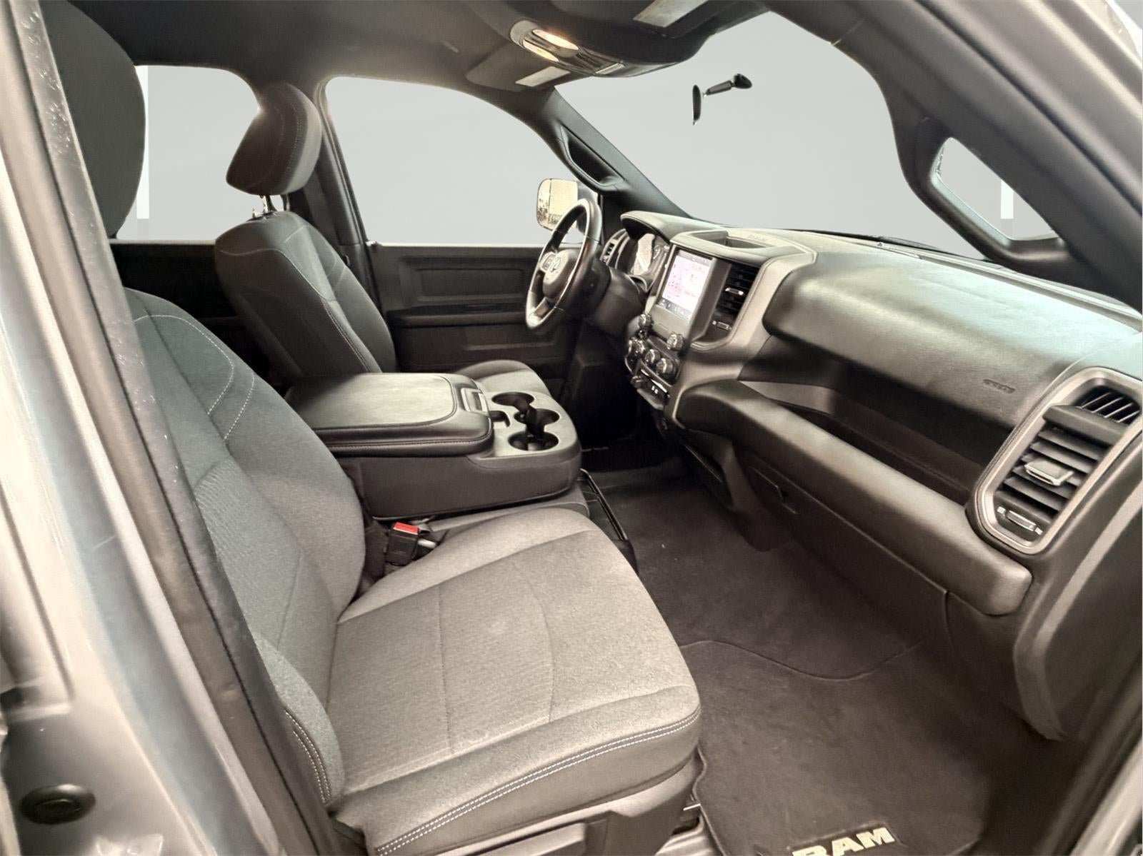 2022 RAM 2500 Tradesman Crew Cab 4x4 6'4" Box