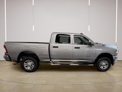 2022 RAM 2500 Tradesman Crew Cab 4x4 6'4" Box