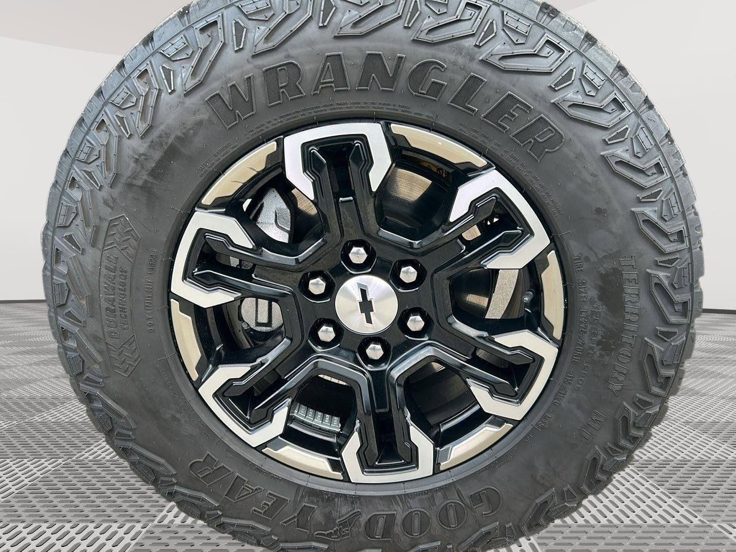 2023 Chevrolet Silverado 1500 ZR2