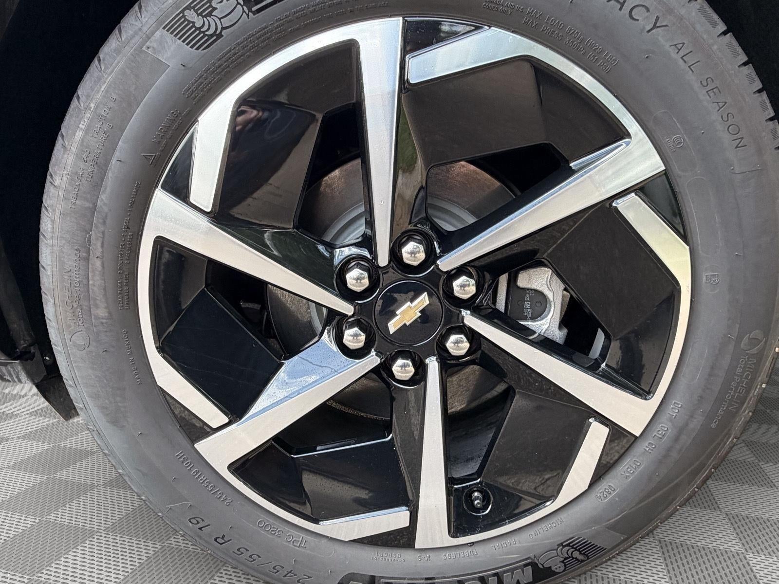 2024 Chevrolet Equinox EV 2LT