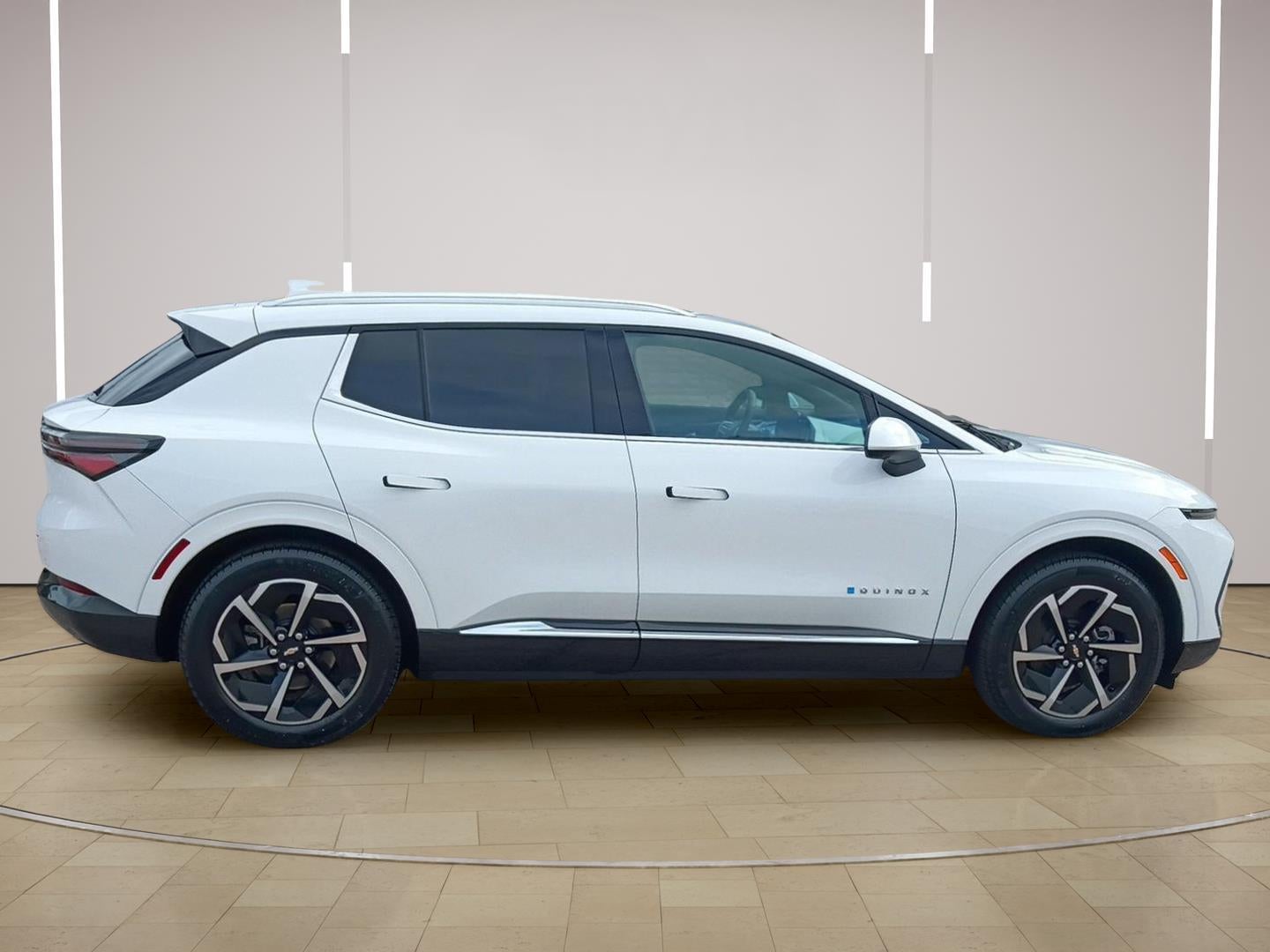 2024 Chevrolet Equinox EV 2LT