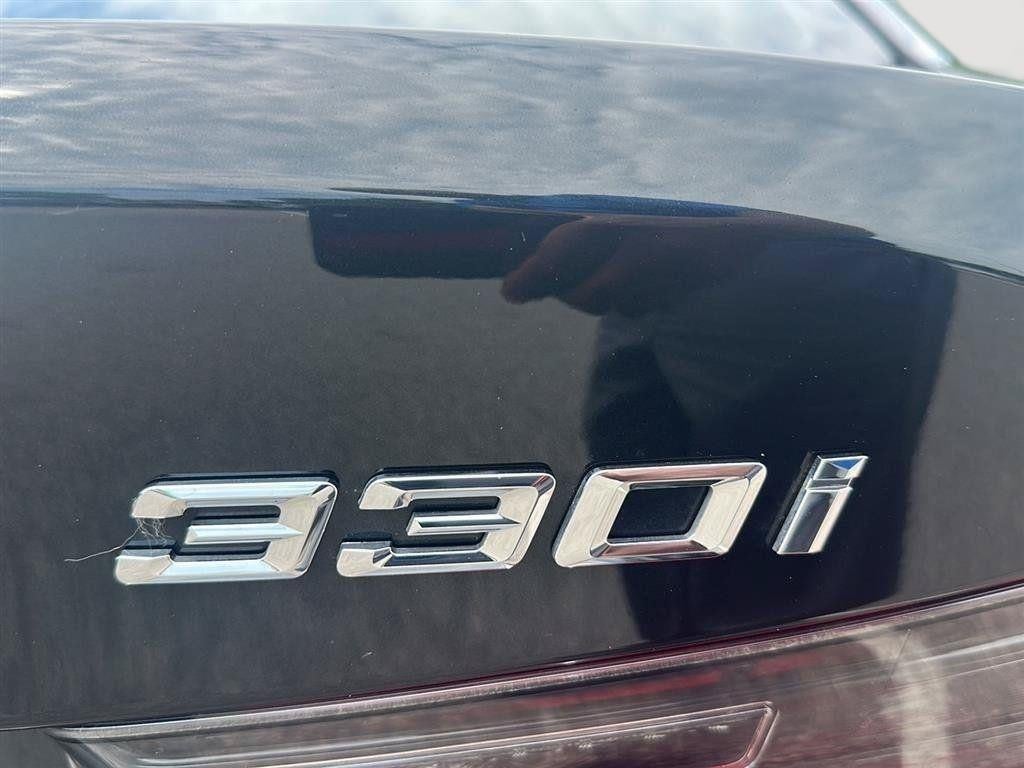2025 BMW 330i 330i