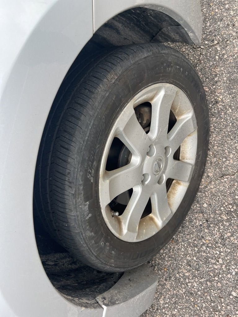 2010 Nissan Sentra 2.0SR