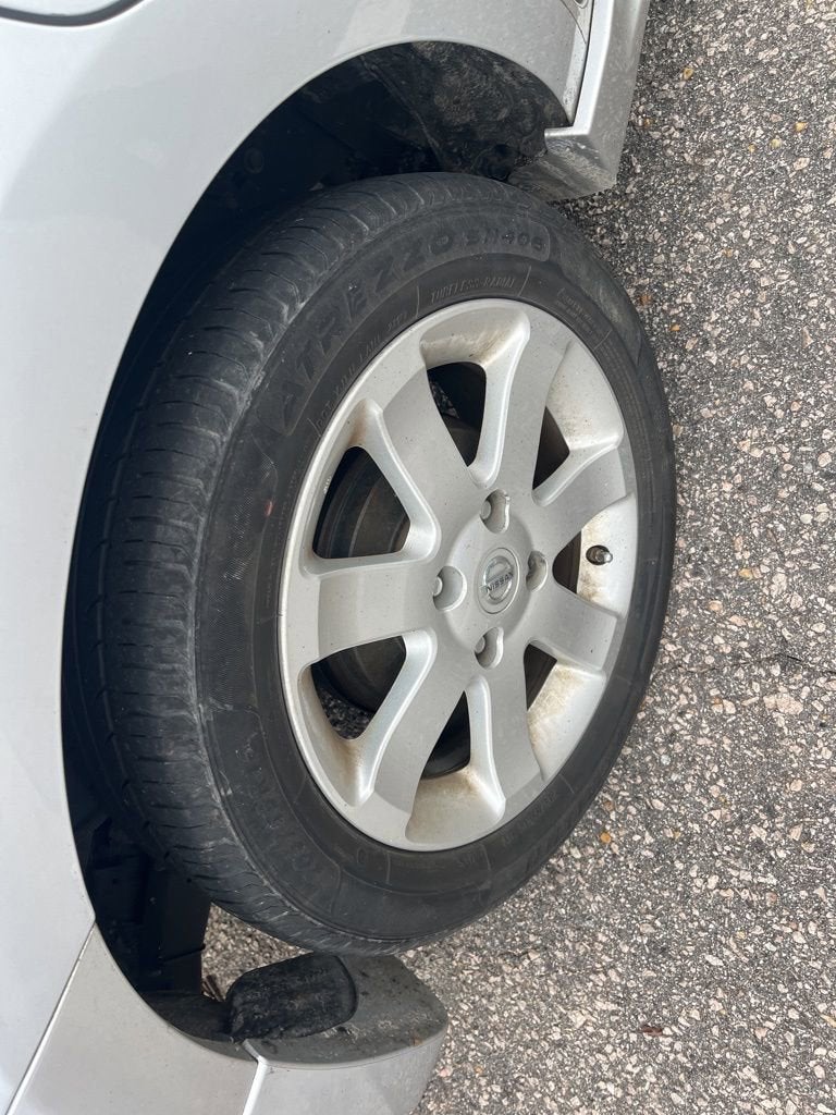 2010 Nissan Sentra 2.0SR