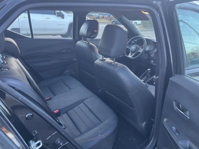 2019 Nissan Kicks SR