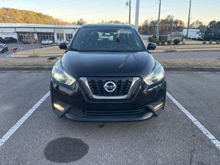 2019 Nissan Kicks SR