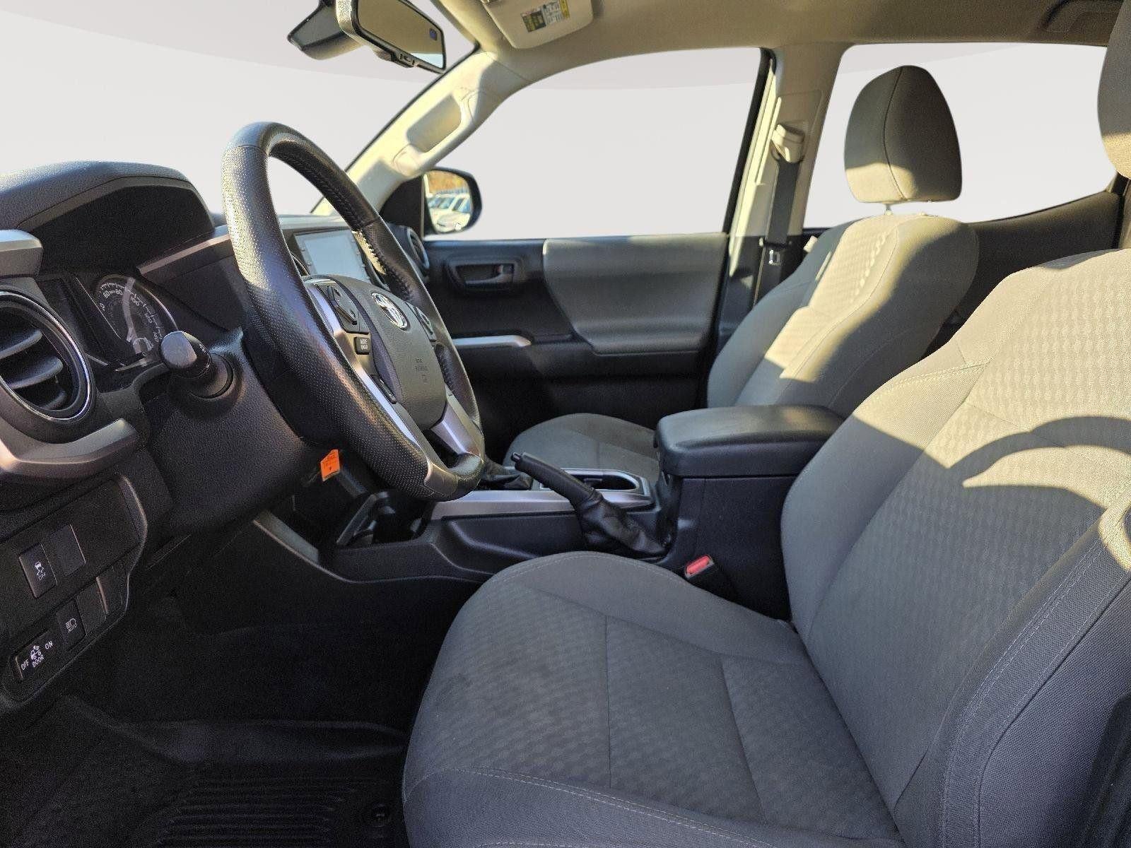 2020 Toyota Tacoma SR5 V6