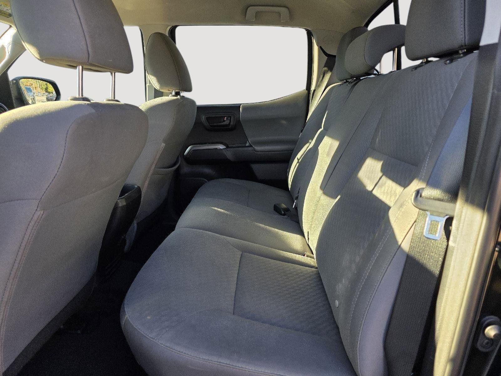 2020 Toyota Tacoma SR5 V6