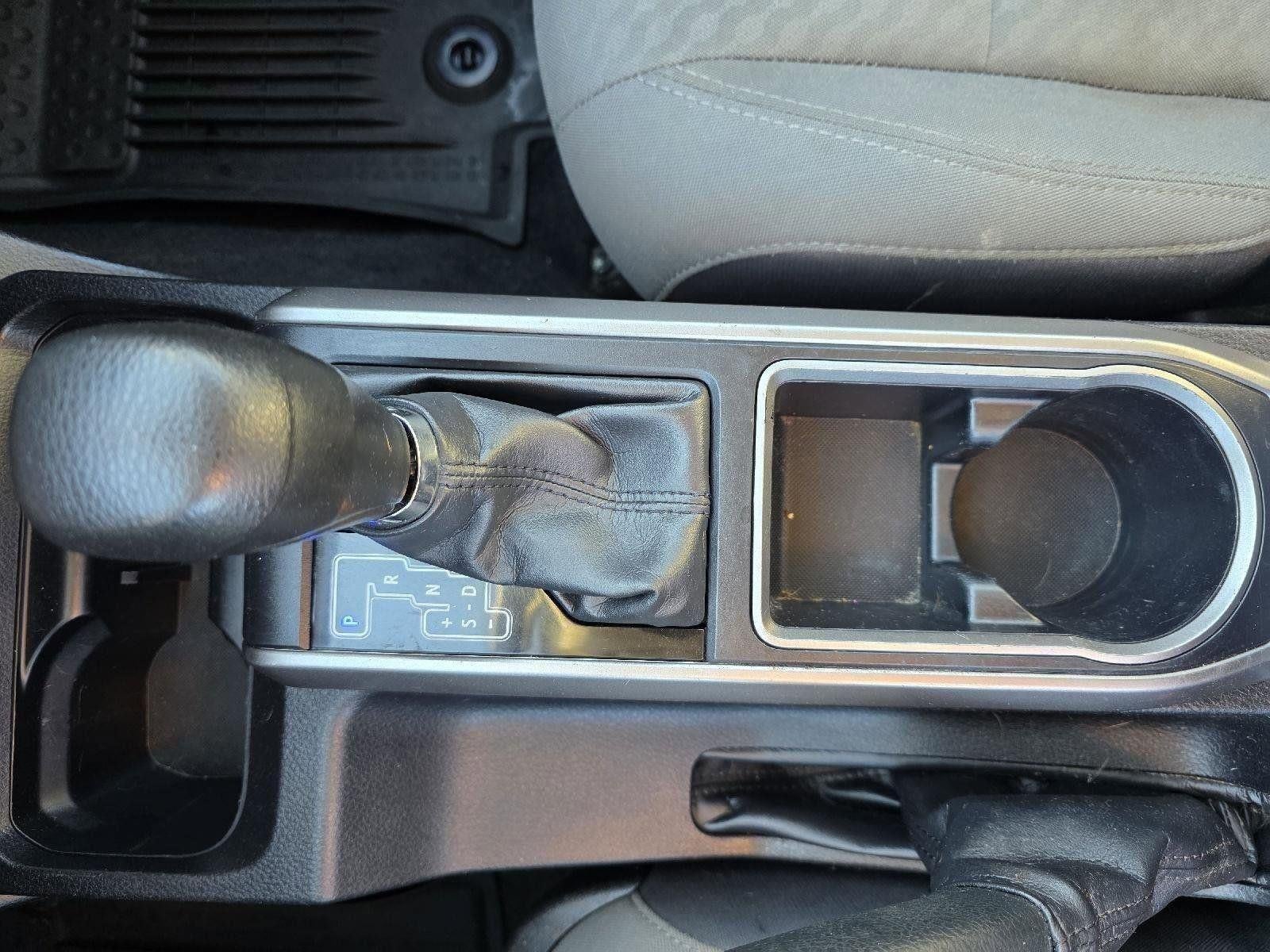 2020 Toyota Tacoma SR5 V6