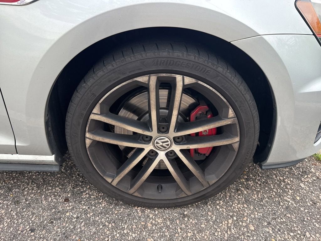 2017 Volkswagen Golf GTI Sport 4-Door