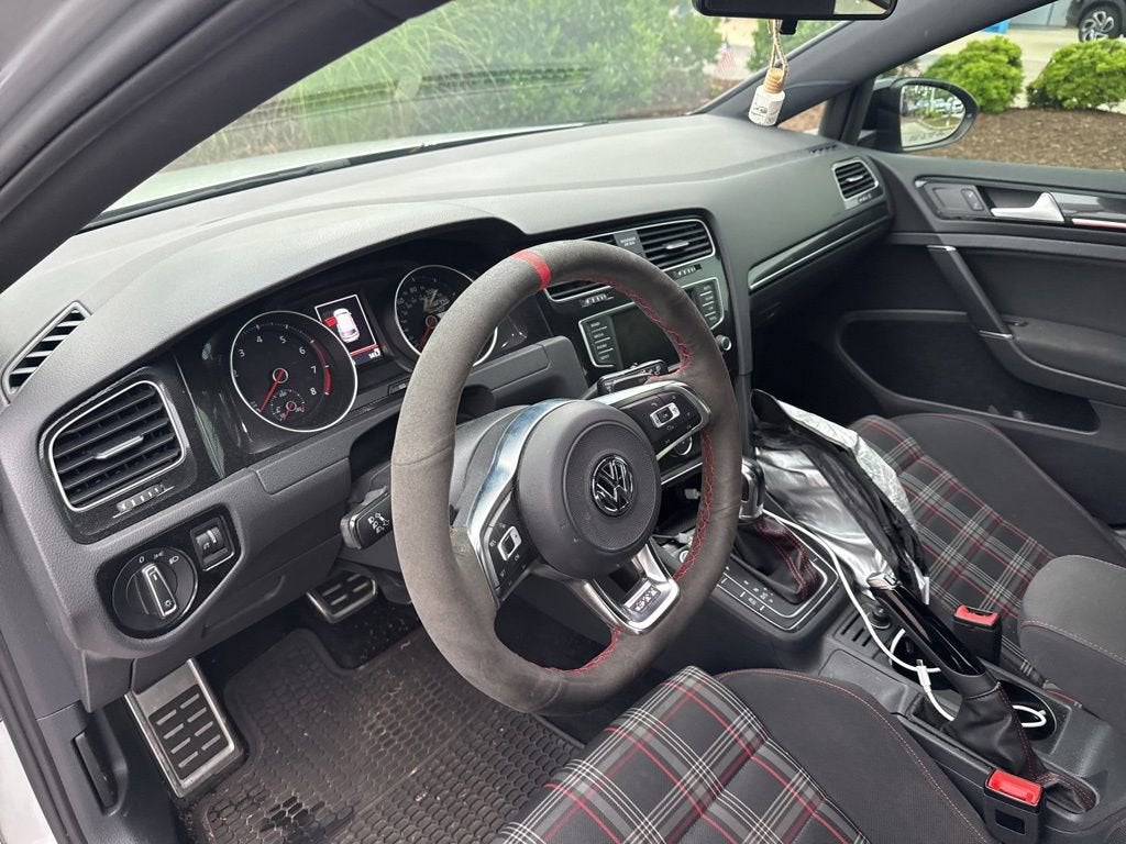 2017 Volkswagen Golf GTI Sport 4-Door