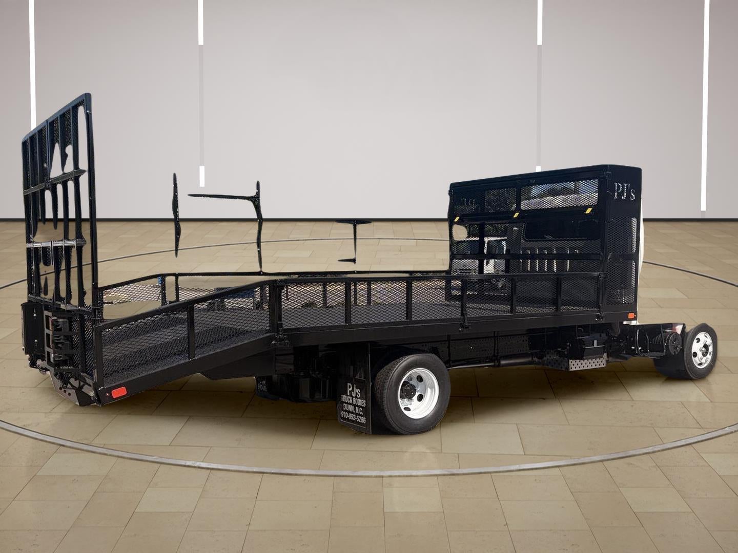 2027 Chevrolet Low Cab Forward 3500 HG 2WD Crew Cab 150"