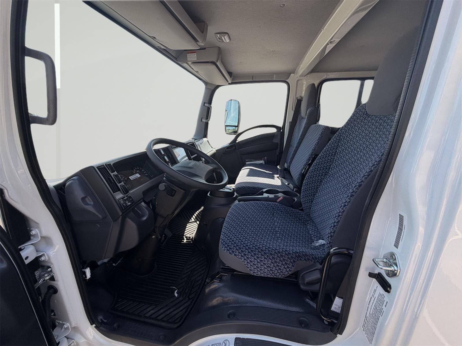 2027 Chevrolet Low Cab Forward 3500 HG 2WD Crew Cab 150"