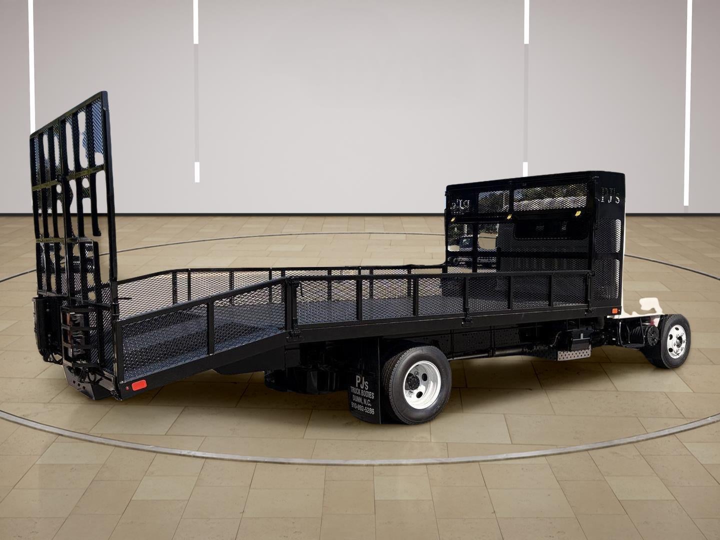 2027 Chevrolet Low Cab Forward 3500 HG 2WD Crew Cab 150"