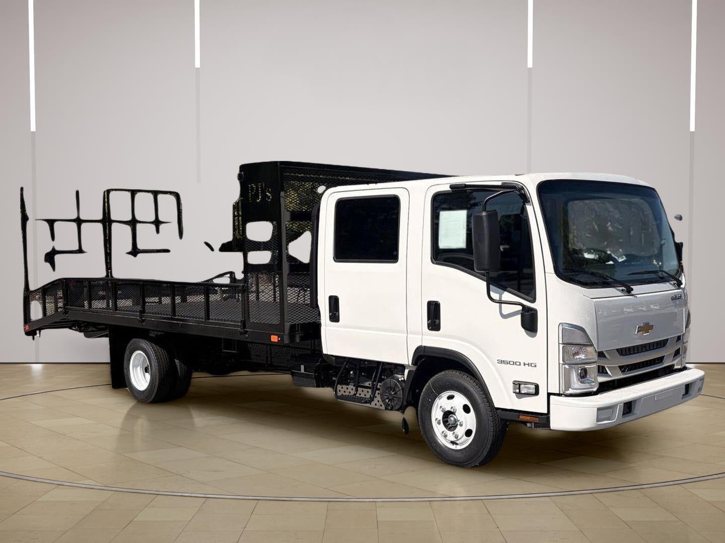 2027 Chevrolet Low Cab Forward 3500 HG 2WD Crew Cab 150"