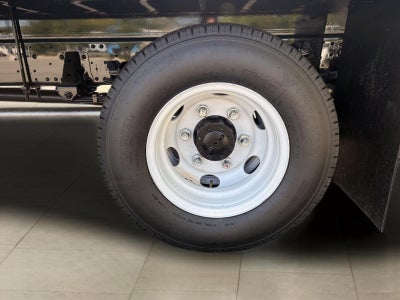 2027 Chevrolet Low Cab Forward 3500 HG 2WD Crew Cab 150"
