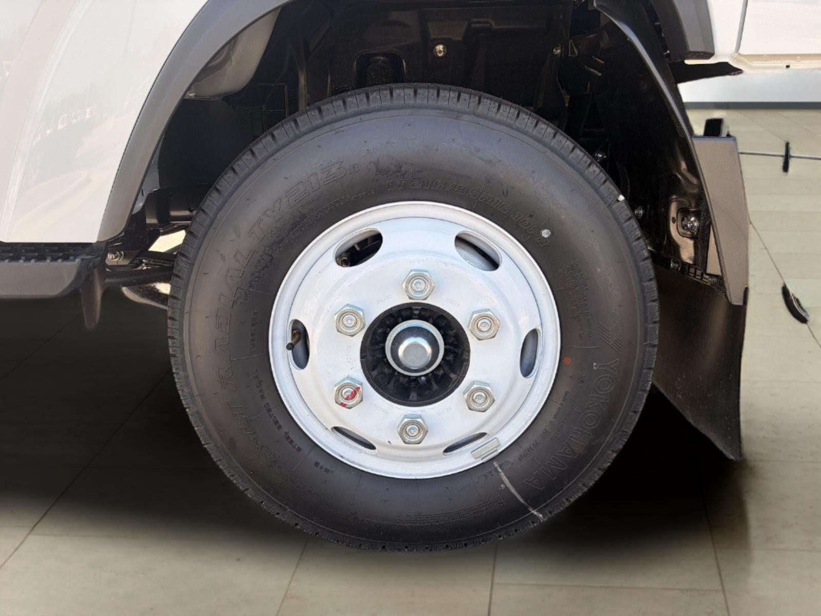 2027 Chevrolet Low Cab Forward 3500 HG 2WD Crew Cab 150"