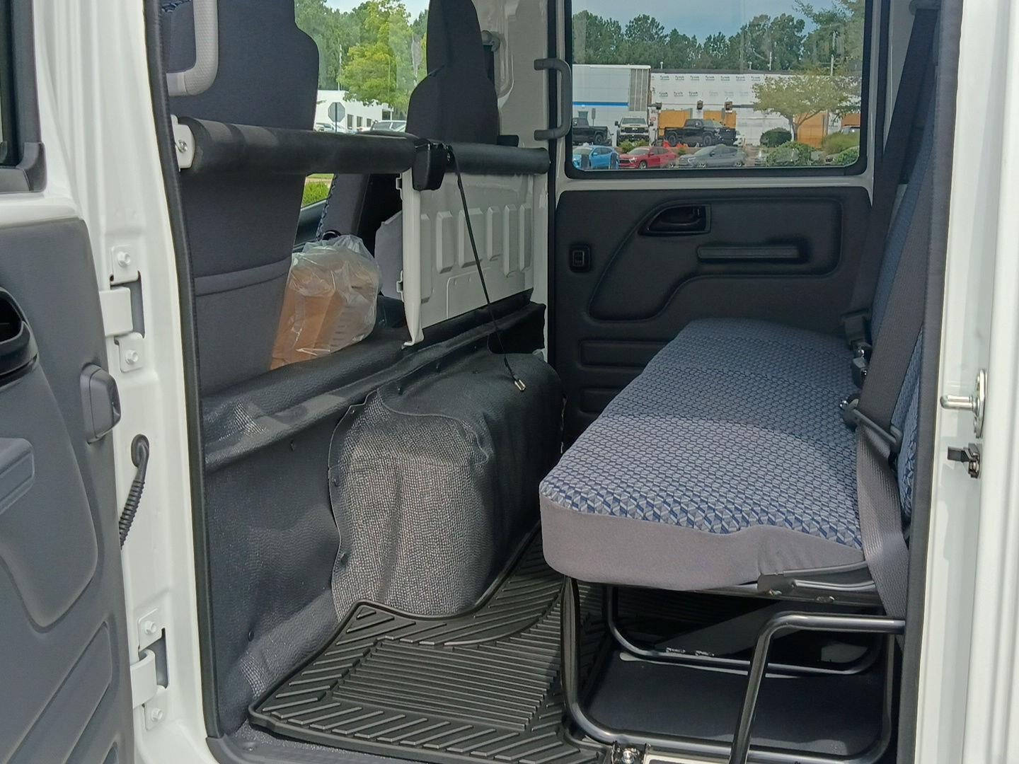 2027 Chevrolet Low Cab Forward 3500 HG 2WD Crew Cab 150"
