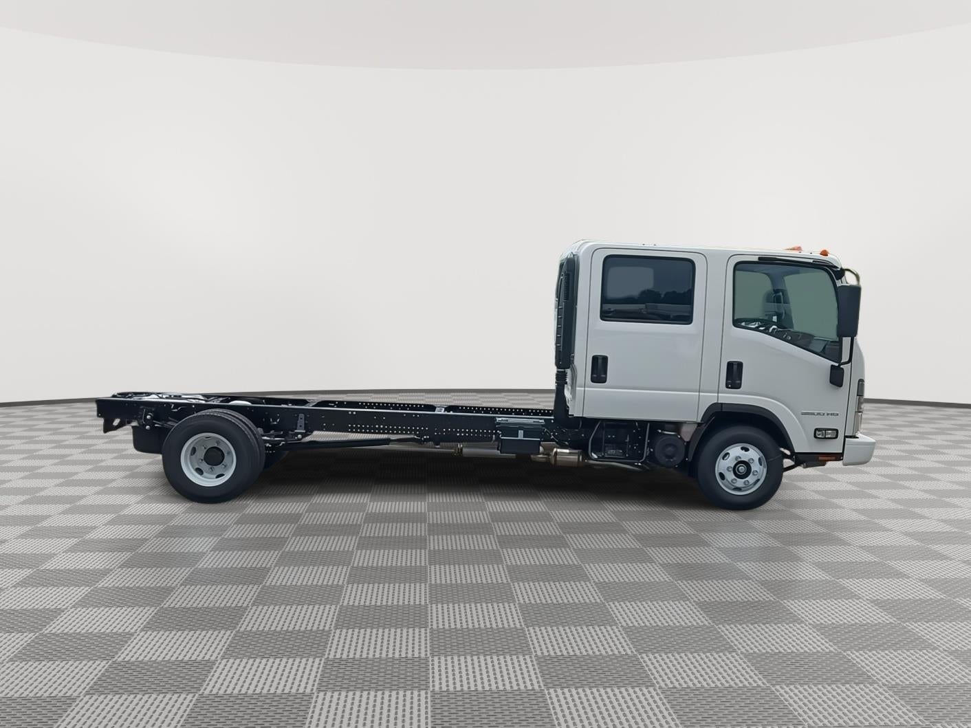 2027 Chevrolet Low Cab Forward 3500 HG 2WD Crew Cab 150"