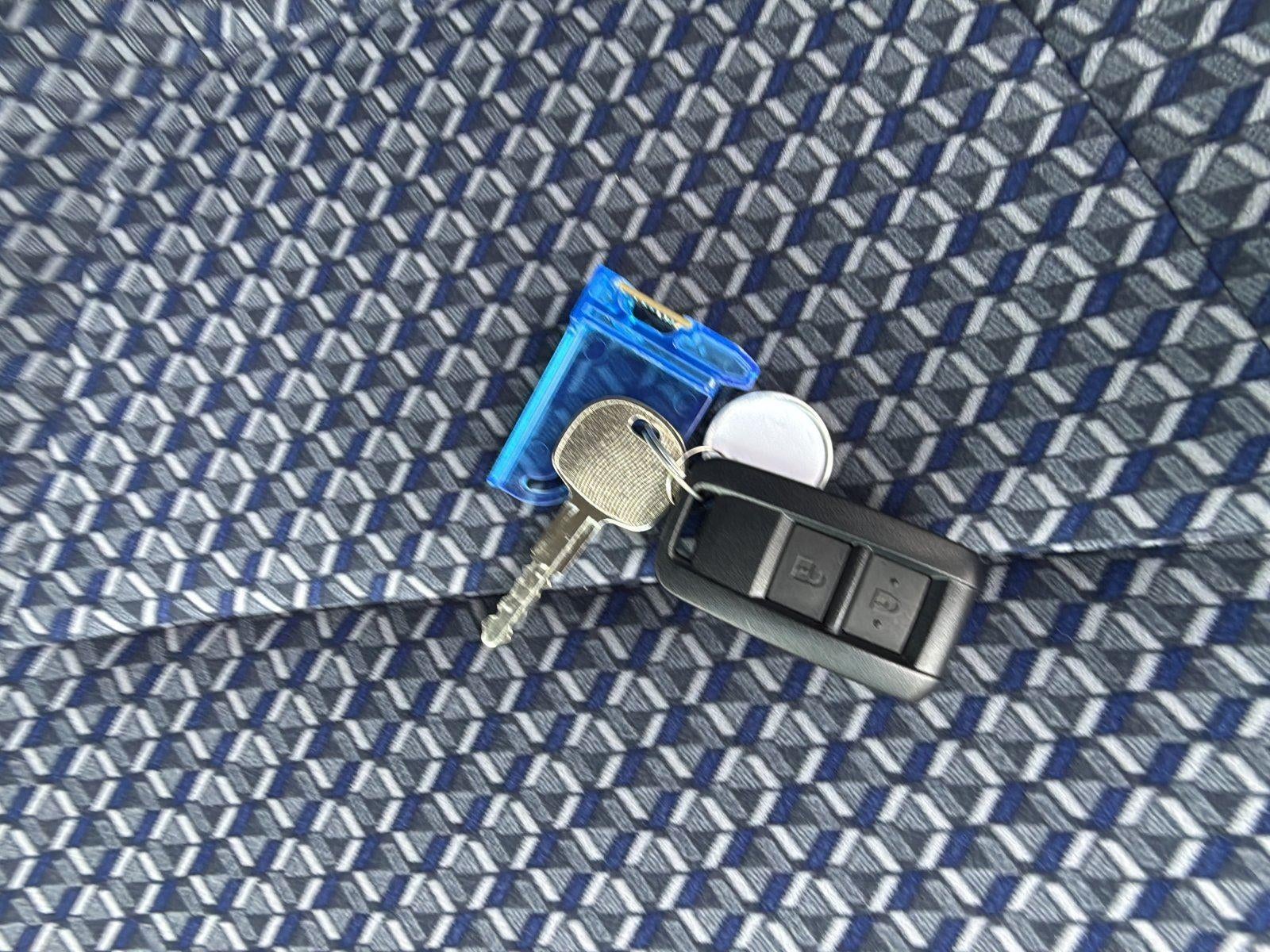 2025 Chevrolet Low Cab Forward 3500 Base