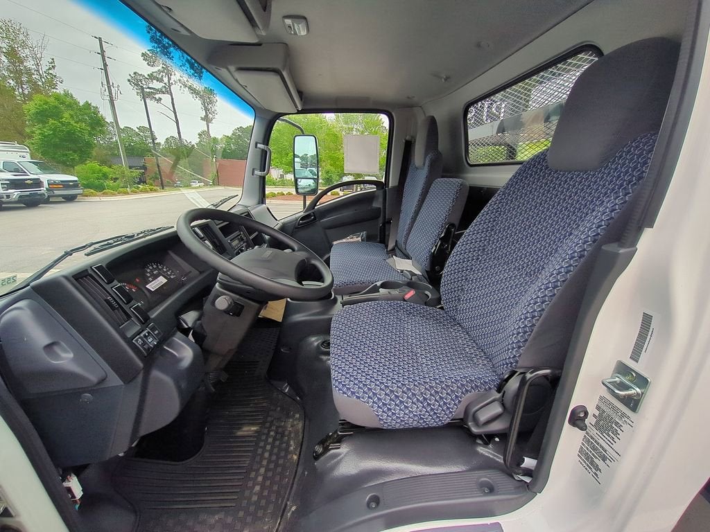 2025 Chevrolet Low Cab Forward 3500 HG Base