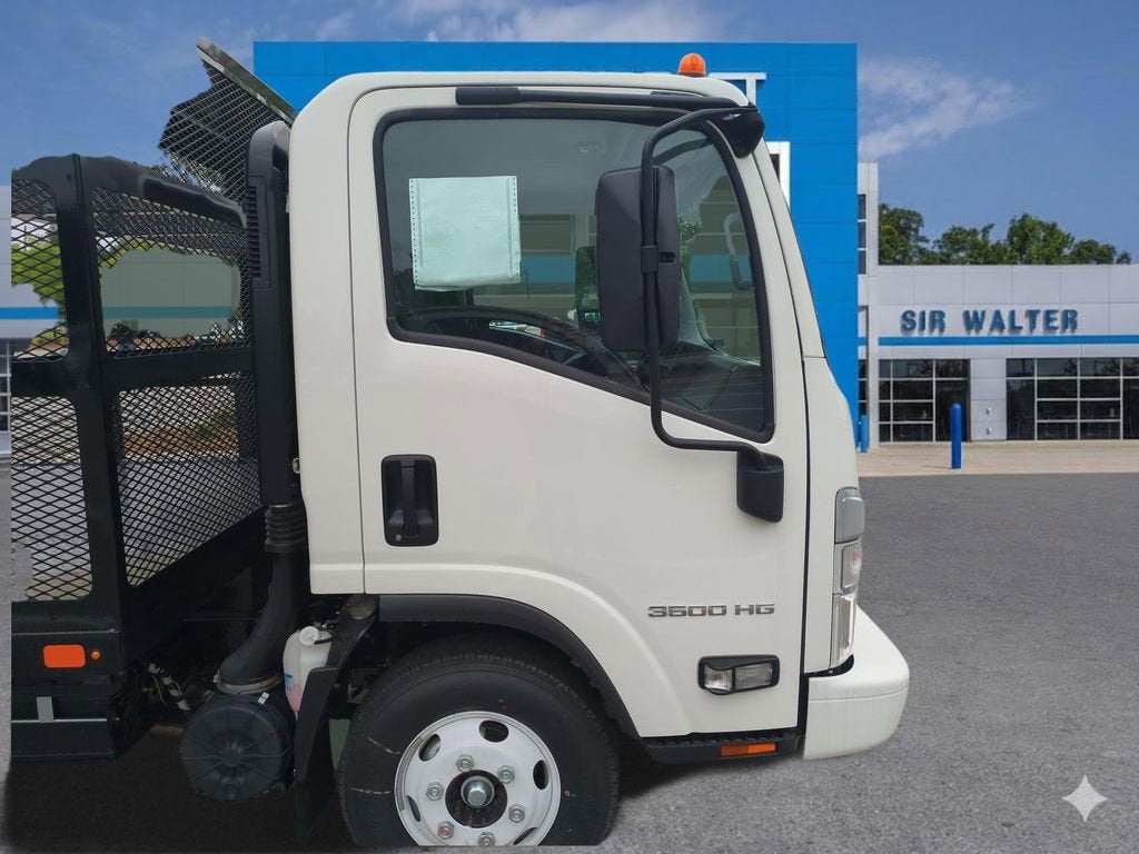 2025 Chevrolet Low Cab Forward 3500 HG Base