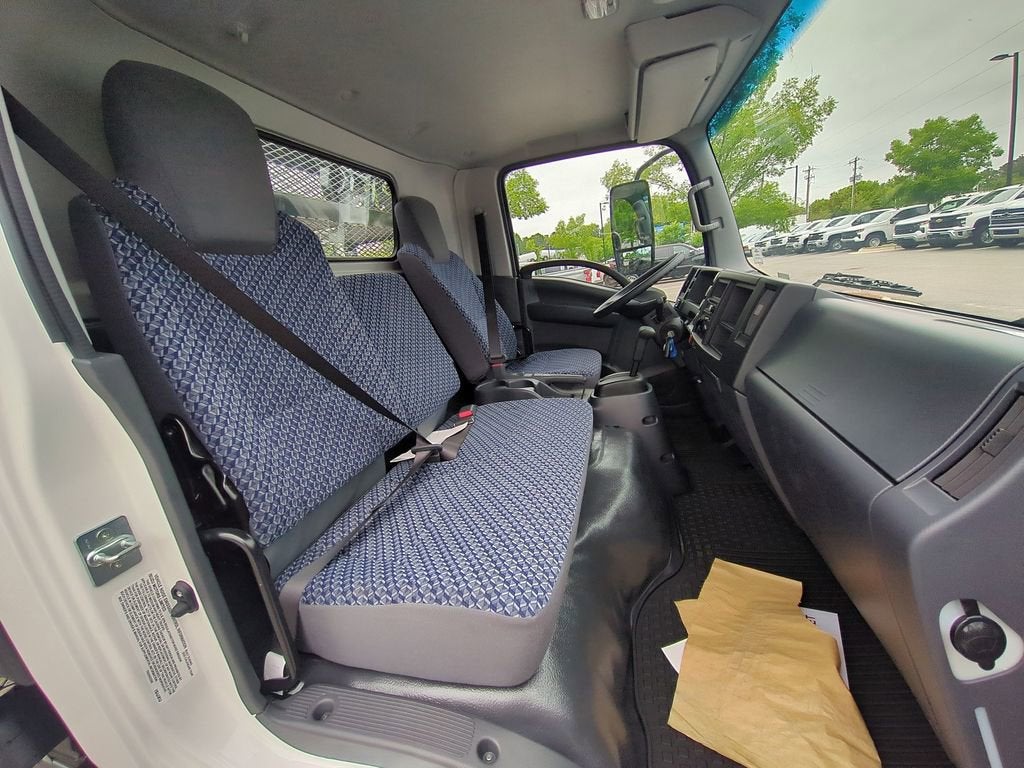 2025 Chevrolet Low Cab Forward 3500 HG Base
