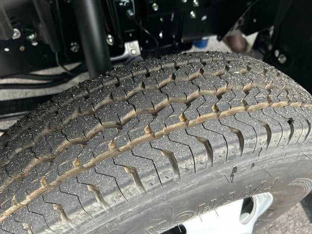 2024 Chevrolet Low Cab Forward 3500 Base