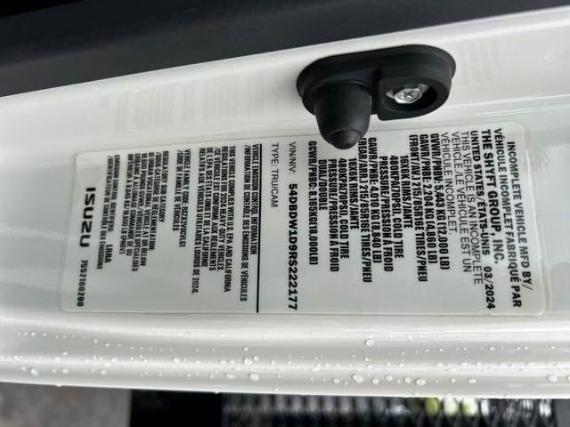 2024 Chevrolet Low Cab Forward 3500 Base