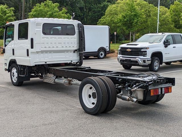 2025 Chevrolet Low Cab Forward 4500 Base